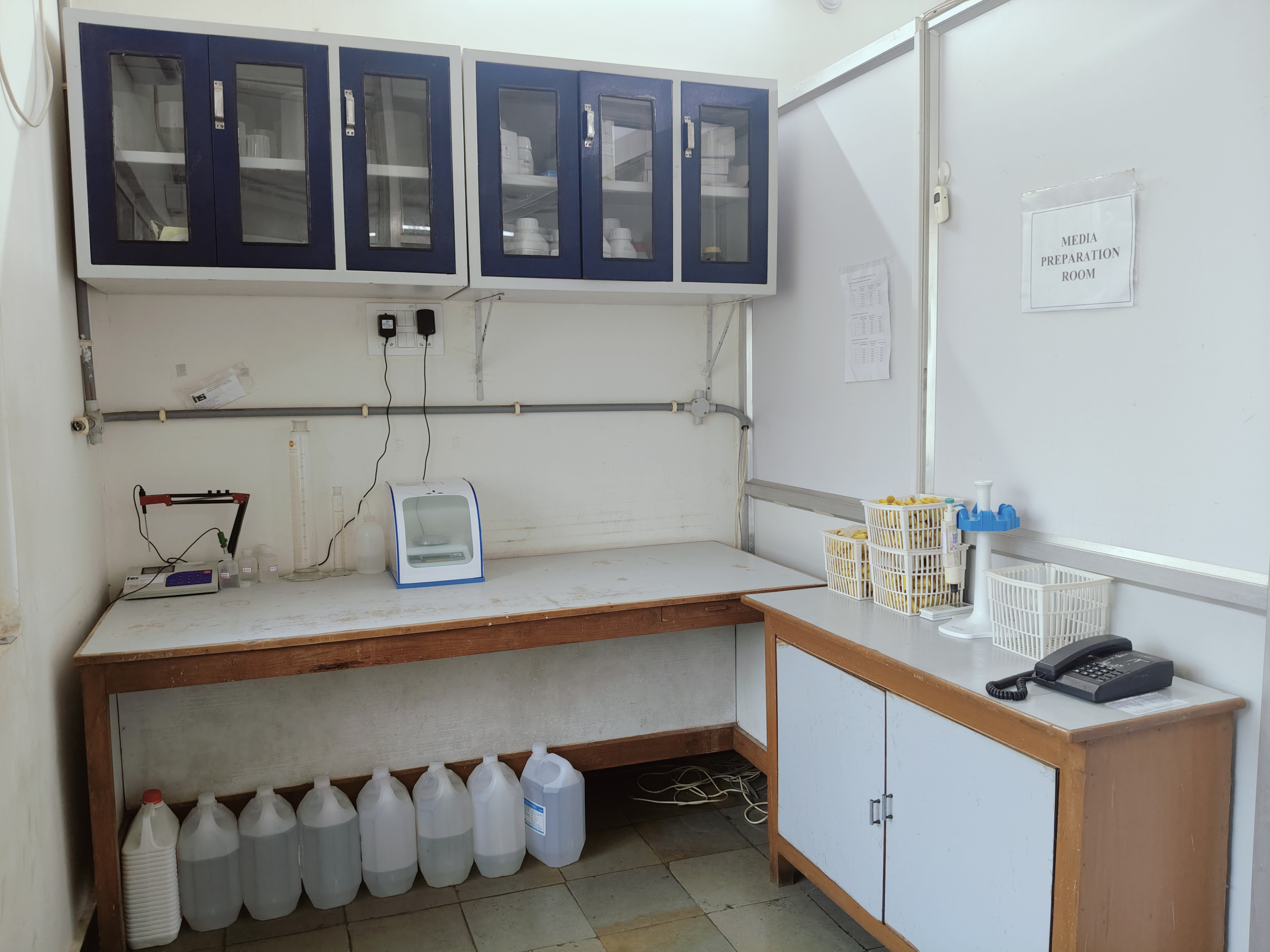 Photo of media preparation room