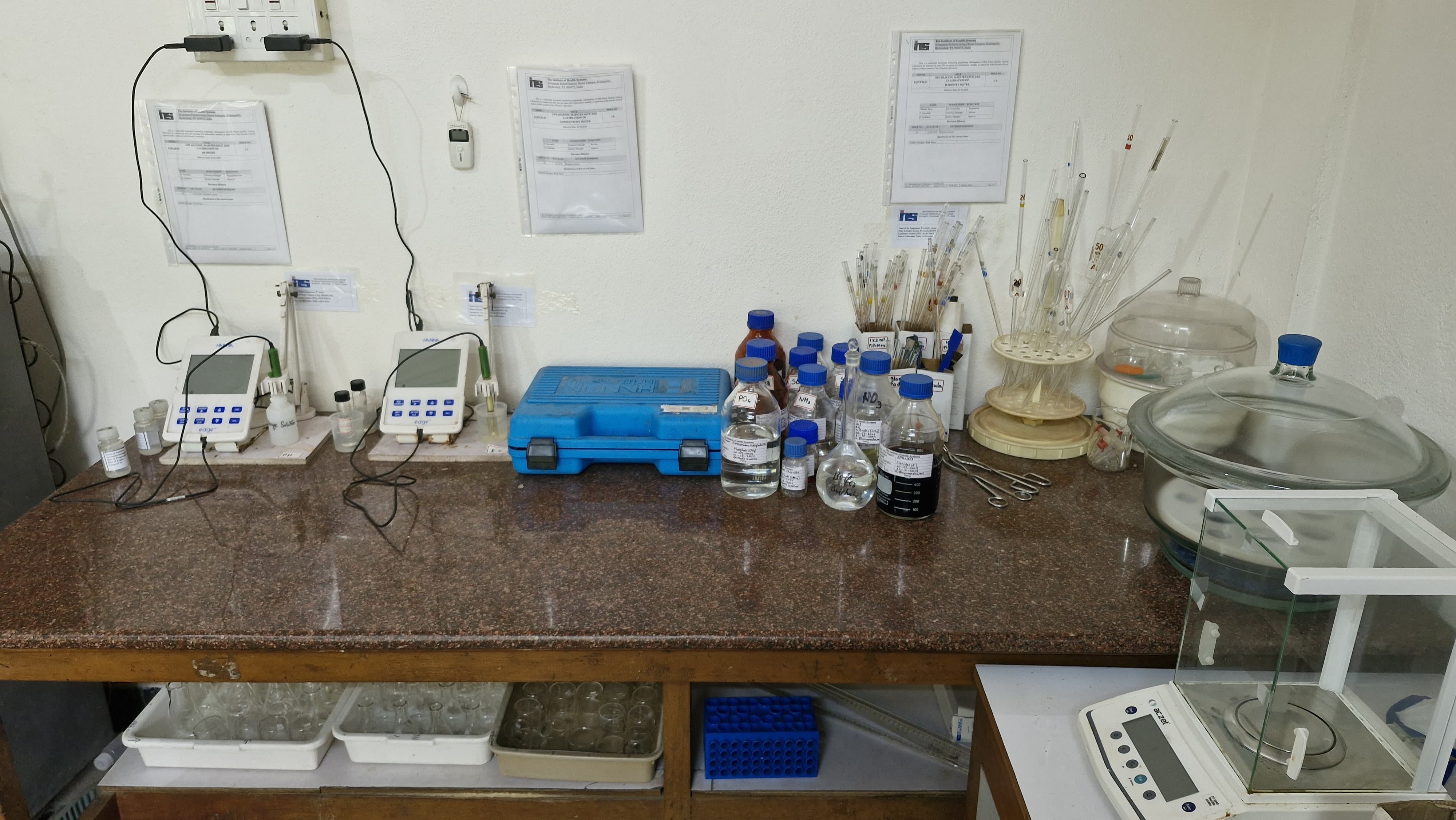 Photo of chemlab physical measurements station